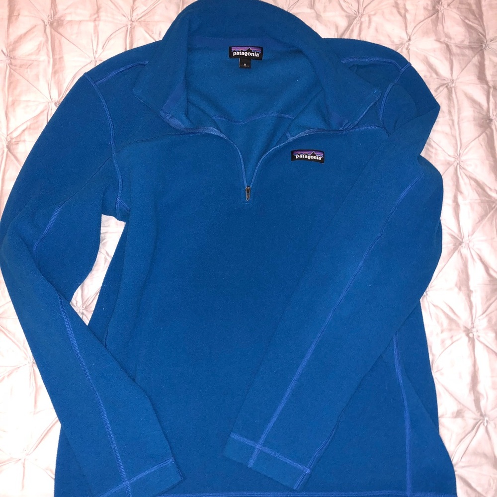 Patagonia lightweight men’s pullover! Never worn